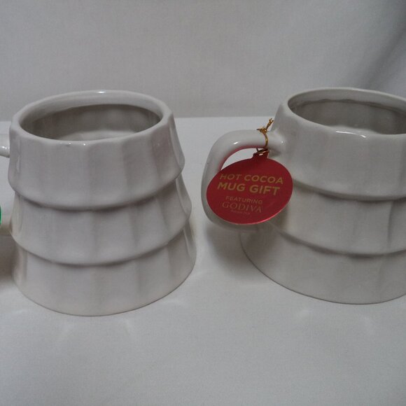Godiva Christmas Tree mug cup Set 2 Stoneware by Modern Gourmet 20 oz NEW NWT - Picture 1 of 15